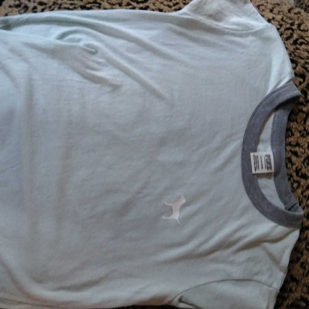 Size med  Vs pink shirt